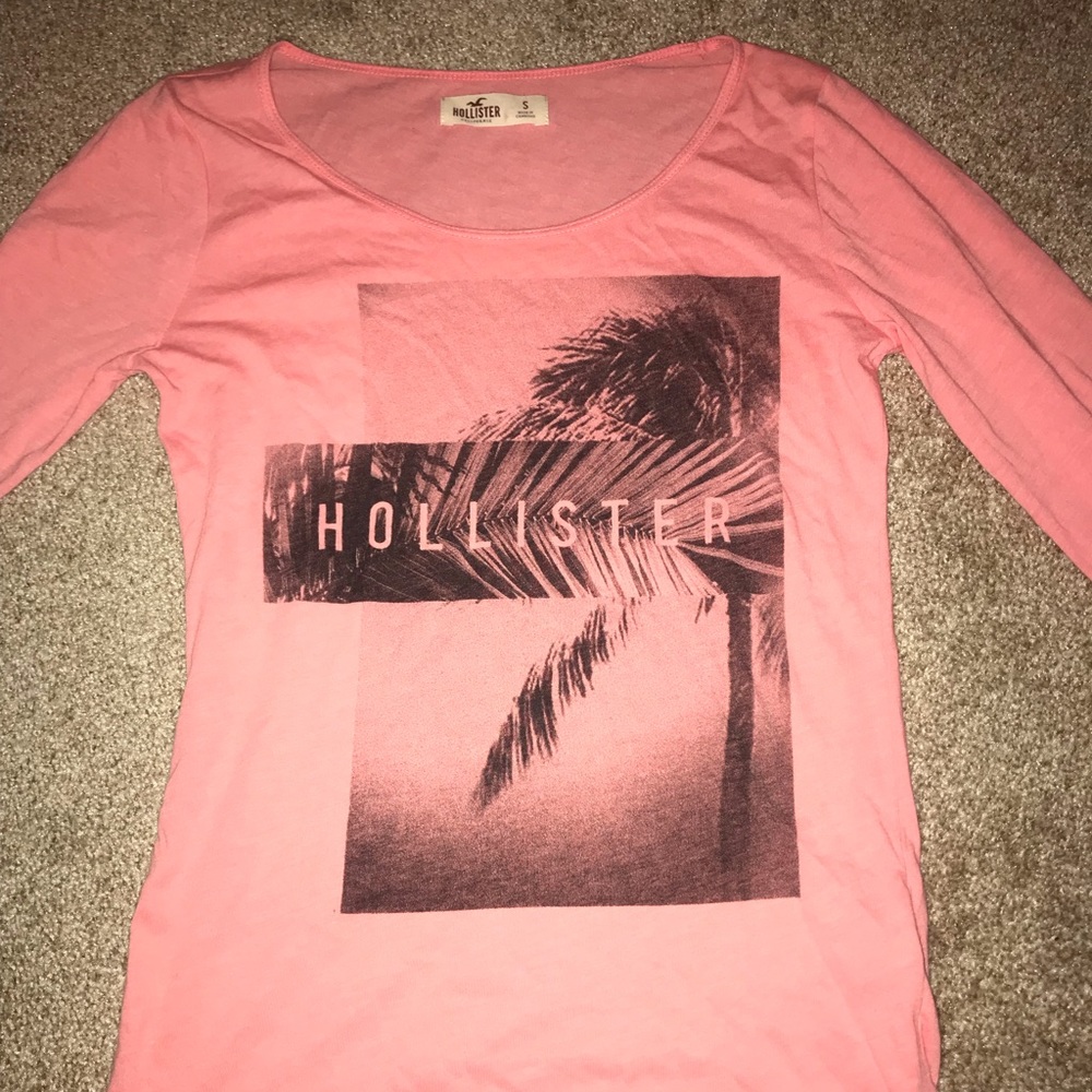 Hollister Long Sleeve T-Shirt